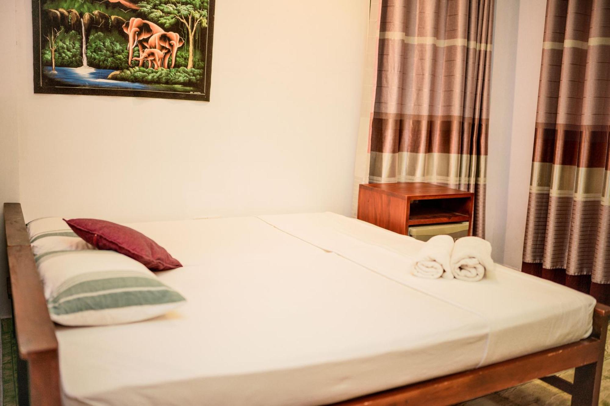 Bienvenido Cozy Madiha Hotel Matara Værelse billede