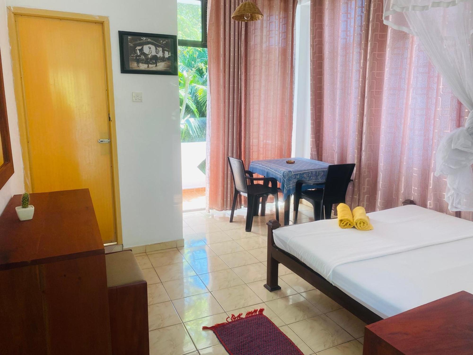 Bienvenido Cozy Madiha Hotel Matara Værelse billede